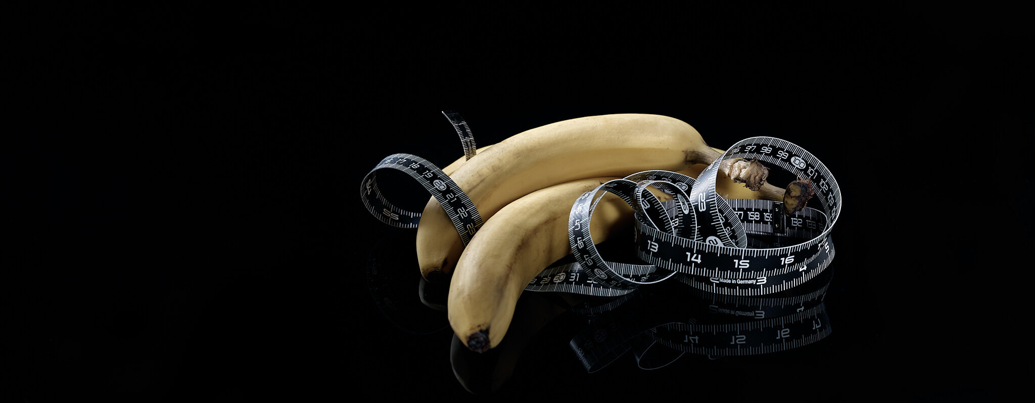 Ernährungsberatung in Bern | OZ Personal Training Ernährungsberatung in Bern: Bild von Bananen und Messband | OZ Personal Training